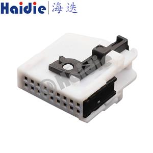 Auto connector 1379100-2/1379102-1