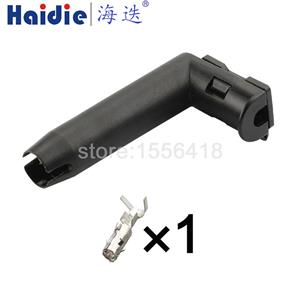 Auto connector 953318-1