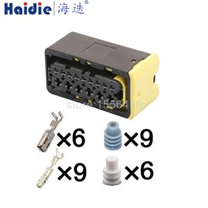 Auto Connector 1-1563878-1