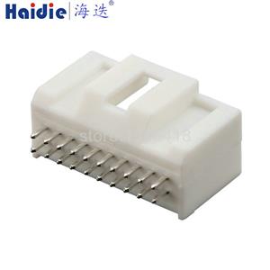 Auto connector MG640391