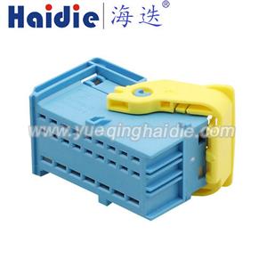Auto Connector Inlude Terminals and Seals 1718484-3/1718489-1/1718488-1