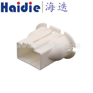 Auto Connector MG641016