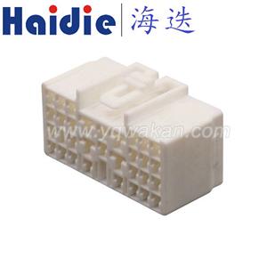 Auto Connector MG651013