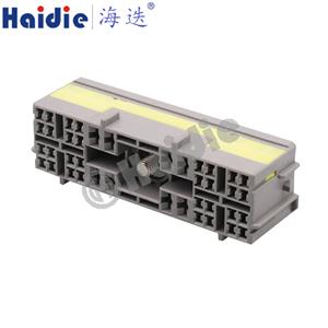 Female electrical automotive wire harness connector 936352-1