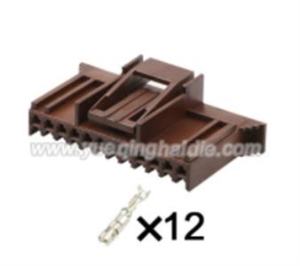 Female electrical automotive wire harness connector HD122YB-1.5-21