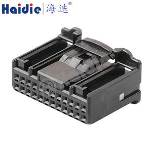 connector 1379668-1