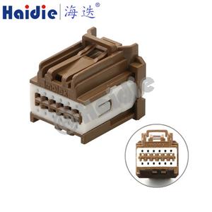 connector with terminal 34729-0122