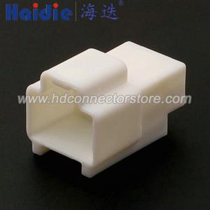 4 Pin connector with terminal 7122-6347