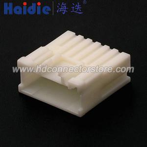 6 Pin wiring connector with terminal 316090-1