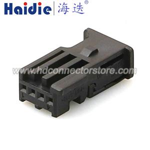 4 Pin wiring connector with terminal 2177466-1