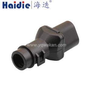 back shell 1011-231-0305  WJ078