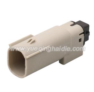 4 pins wiring connector  33482-4002