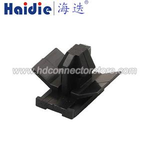 Auto car connector fixe clips 1897255-2  FJT084