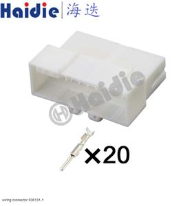 Auto connector 936131-1