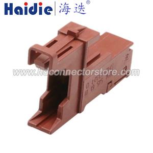 wiring connector 7-1394332-1