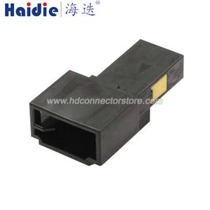 Auto connector MG641762-5