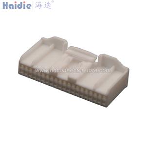 Auto connector HD407C-0.7-21