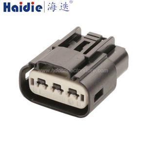 Auto connector 13978713