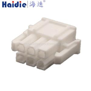 Auto Connector HD068R-1-21