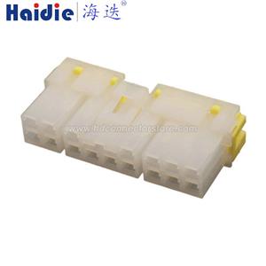 Auto connector HD168-2.8-21