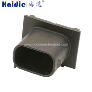 Auto connector 1-967657-1
