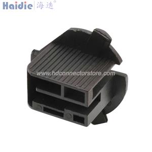 Auto connector GL051-02020