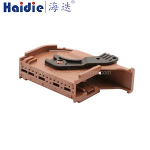 Auto connector HD306M-0.6-21