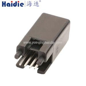 Auto connector 1376515-1
