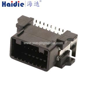 Auto connector 1717396-2