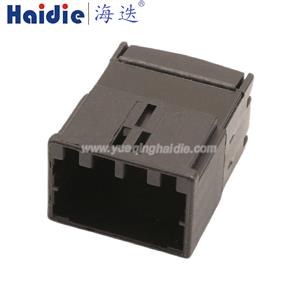 Auto connector 1473196-1
