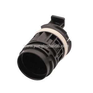 Auto connector 1-1703967-1