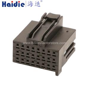 Auto connector HD248R-0.7-21