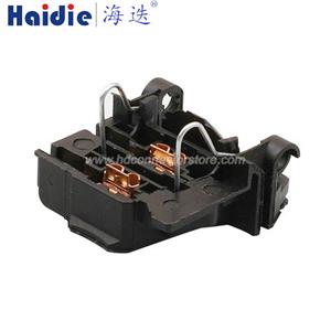 Lamp holder plug HDL-213