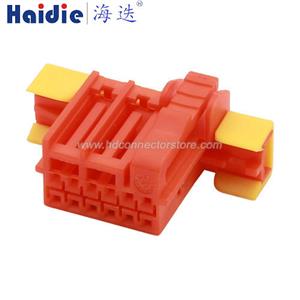 Auto connector 8D0972208A