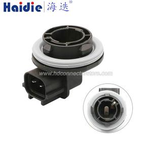 Lamp holder plug HDL-221