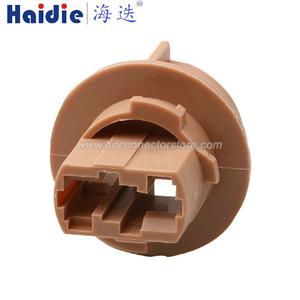Lamp holder plug HDL-270