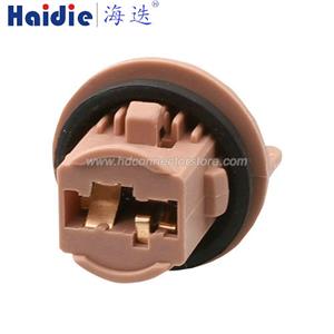 Lamp holder plug HDL-307