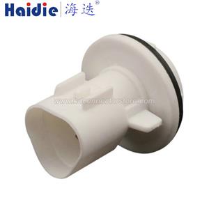 Lamp holder plug HDL-333