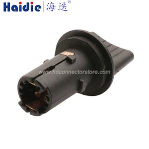 Lamp holder plug HDL-384