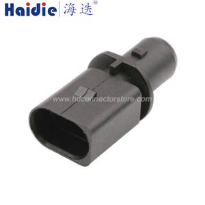 Lamp holder plug HDL-559