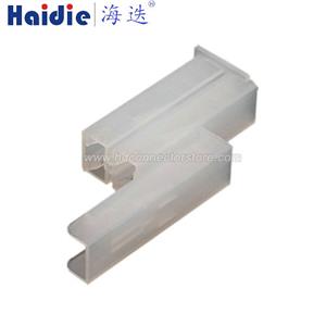 Auto connector 172075-1