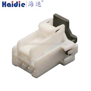 Auto connector PK145-04017