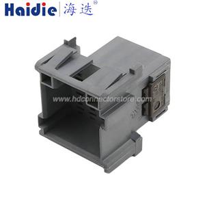 Auto connector 1-967627-5