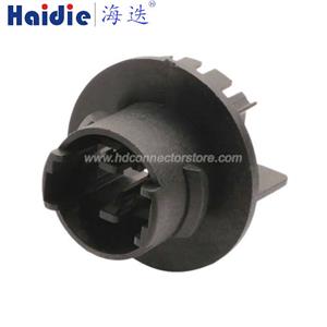 Lamp holder plug HDL-782