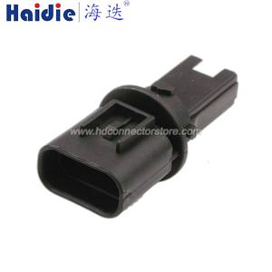Lamp holder plug KPB622-02021