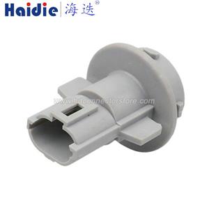 Lamp holder plug MG660480