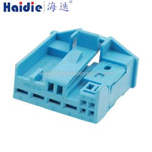 Auto connector 3-1241779-1/6948424