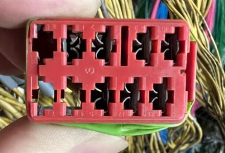 Auto connector HD108A-3.5-21