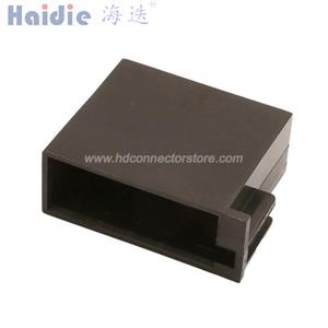 Auto connector HD104Y-2.8-11
