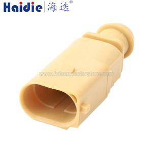 Auto connector 8K0973802C